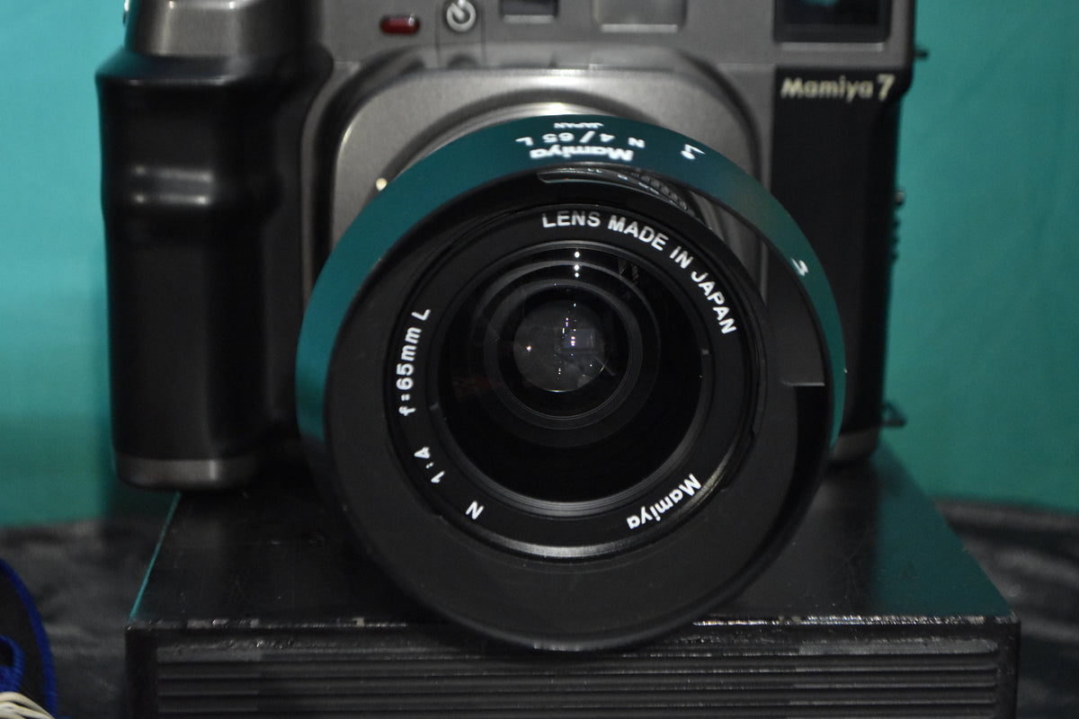 Mamiya 7 Medium Format Film Camera + N 65mm f/4 lens – Phototek Canada