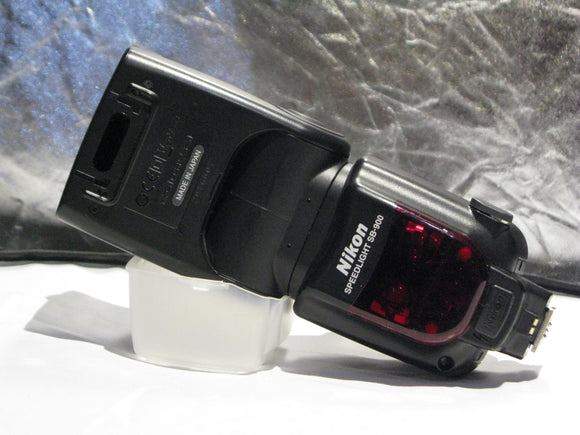 Nikon SPEEDLIGHT SB-900 External Flash