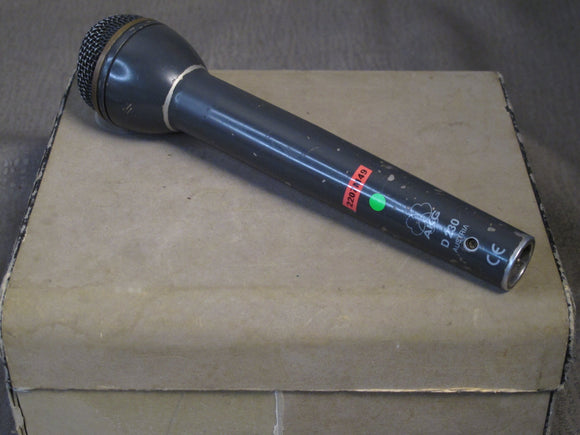 AKG D230 Omnidirectional dynamic Handheld microphone. Tested and Working