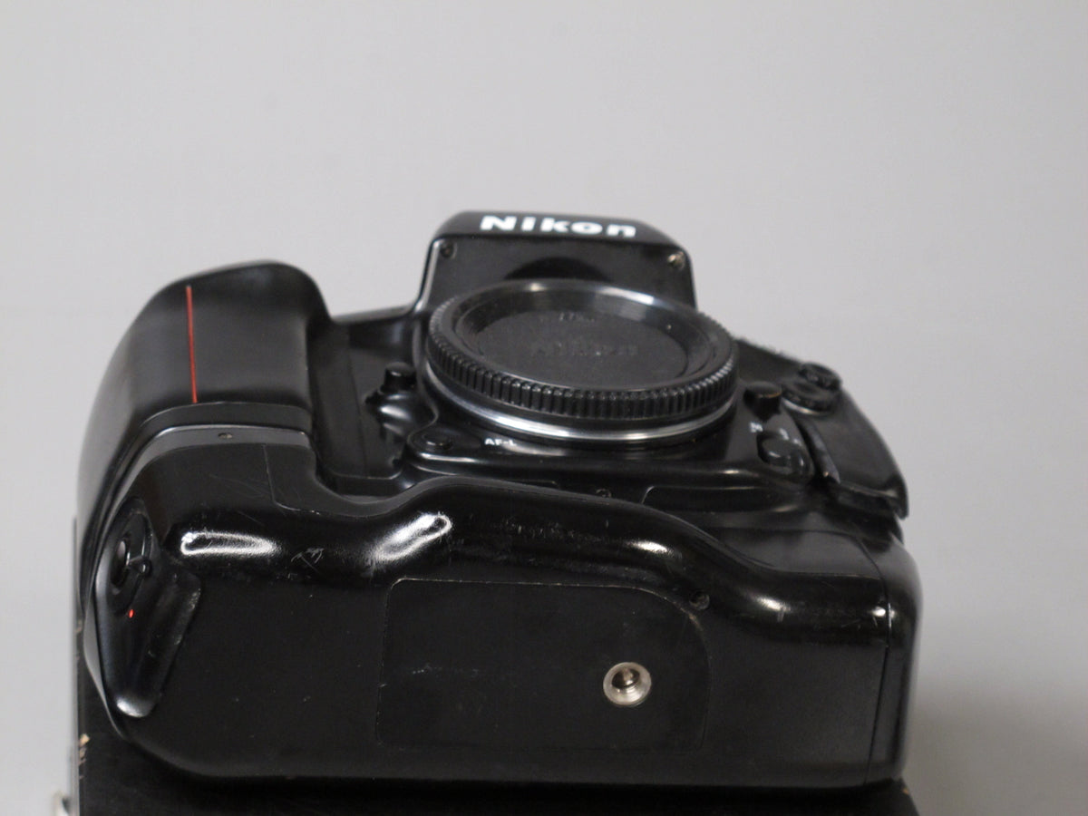 Nikon F90X Camera Body – Phototek Canada