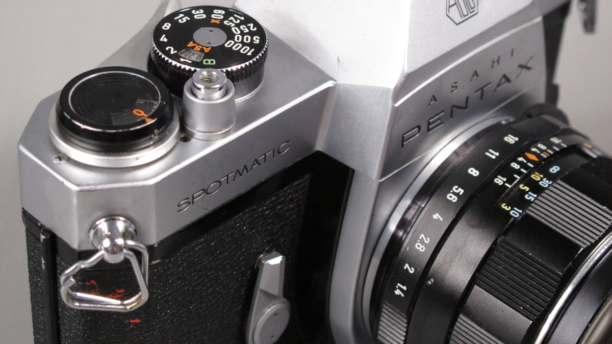 PENTAX SP ＆ SMC Takumar 50mm F1.4 SO140 Pentax Spotmatic SPII 35mm Camera with Takumar 50mm f1.4