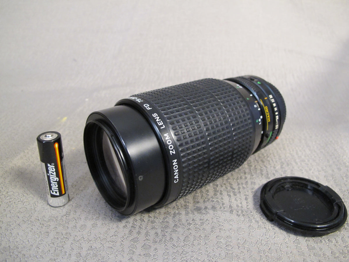 Objectif Zoom Canon FD 75-200mm f:4.5 – Phototek Canada