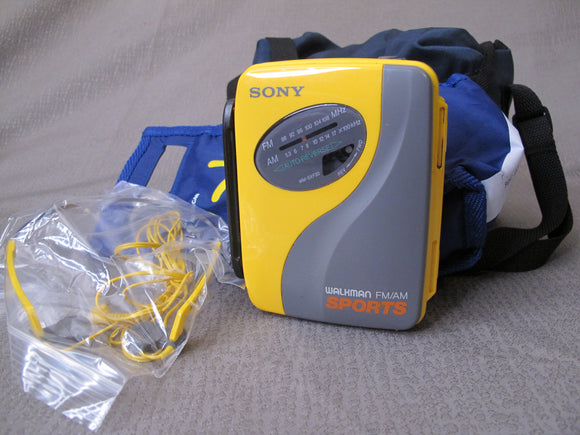 Sony Walkman FM/AM Sports with 2 speakers