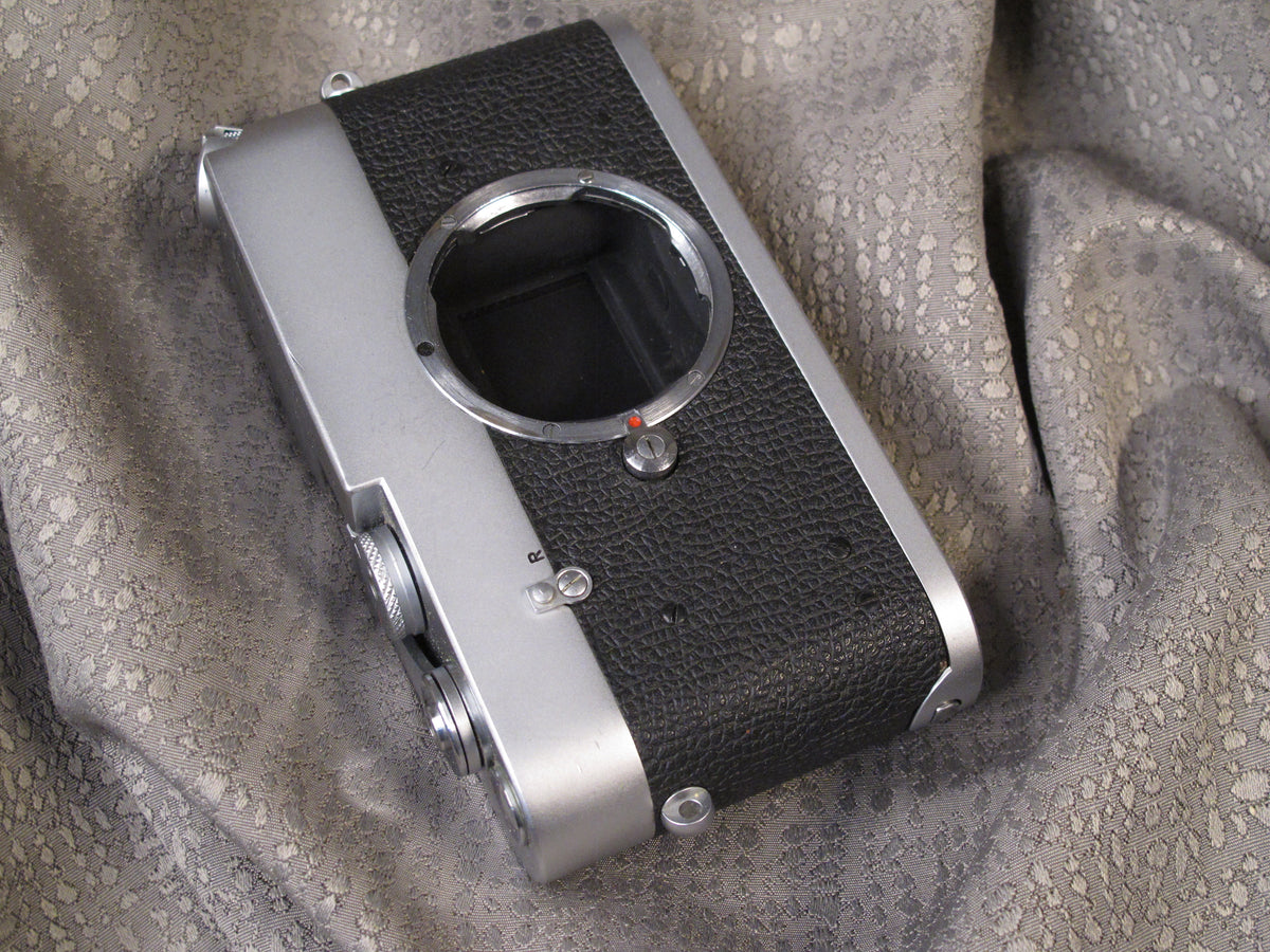 Leica MDa 35mm RF Camera Body – Phototek Canada