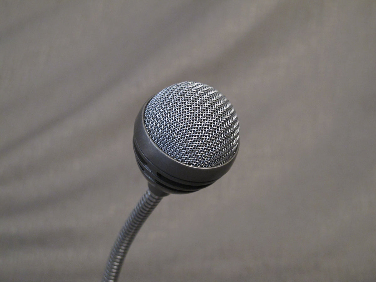 REALISTIC 33921 Cardioid Dynamic Microphone Imp. 600 ohm Phototek Canada