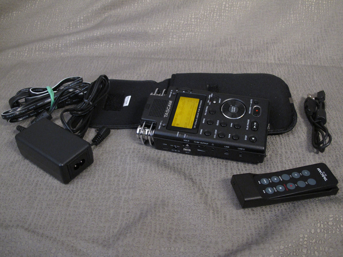TASCAM DR-100MK2 Linear PCM Recorder ② dr100mk2_left.jpg
