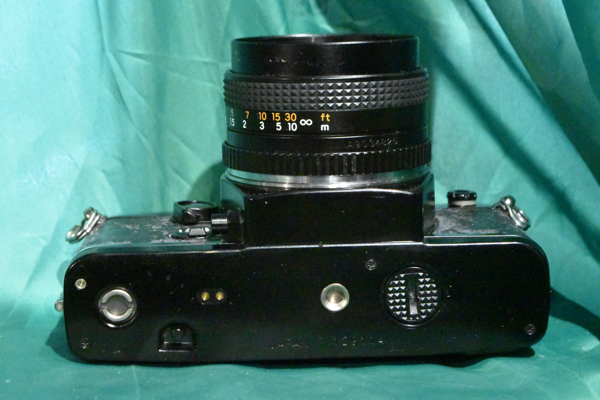CONTAX 139 QUARTZ 35mm camera with 50mm f2 Lens – Phototek Canada