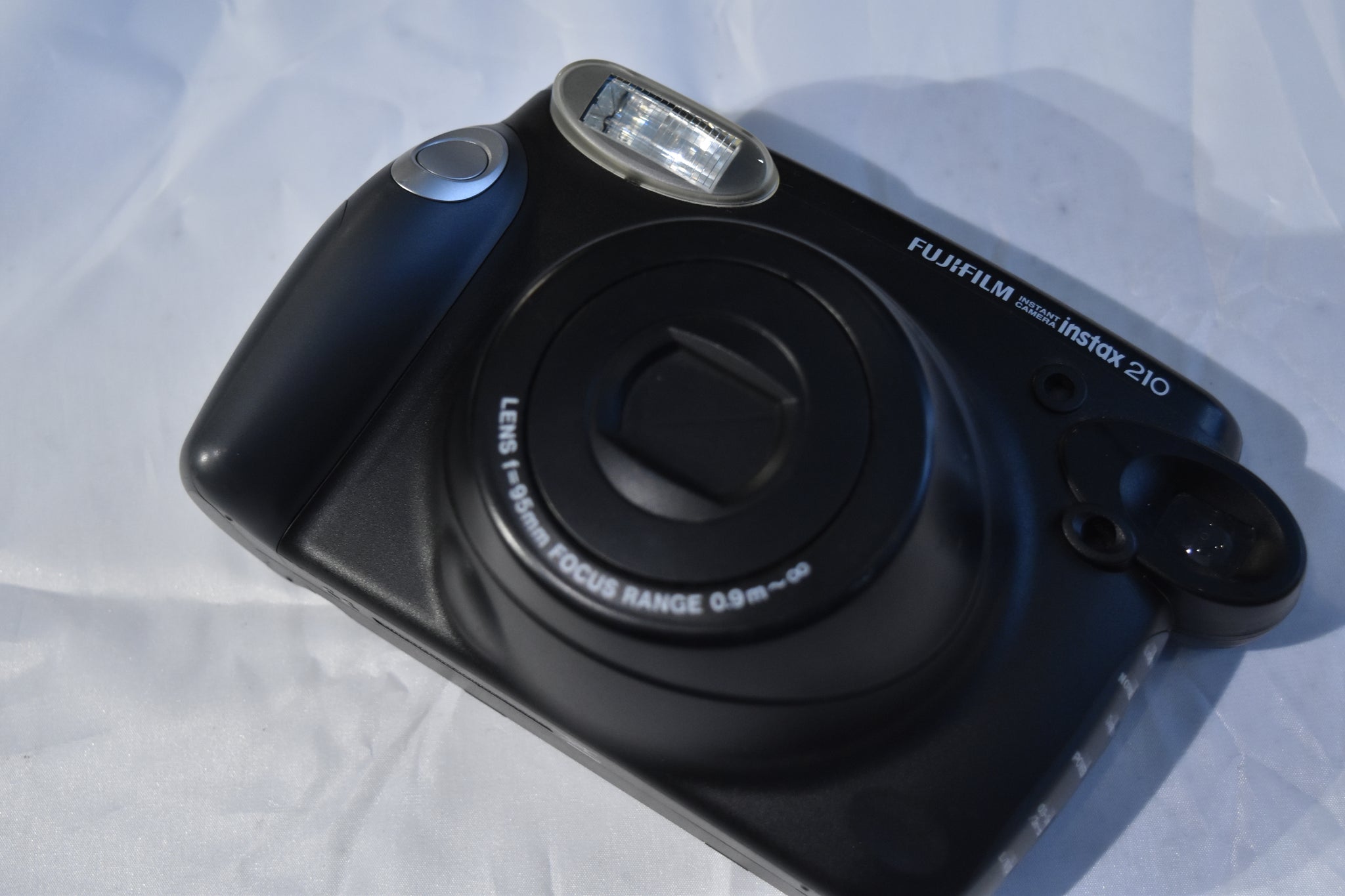 Fujifilm Instax 210 – Phototek Canada