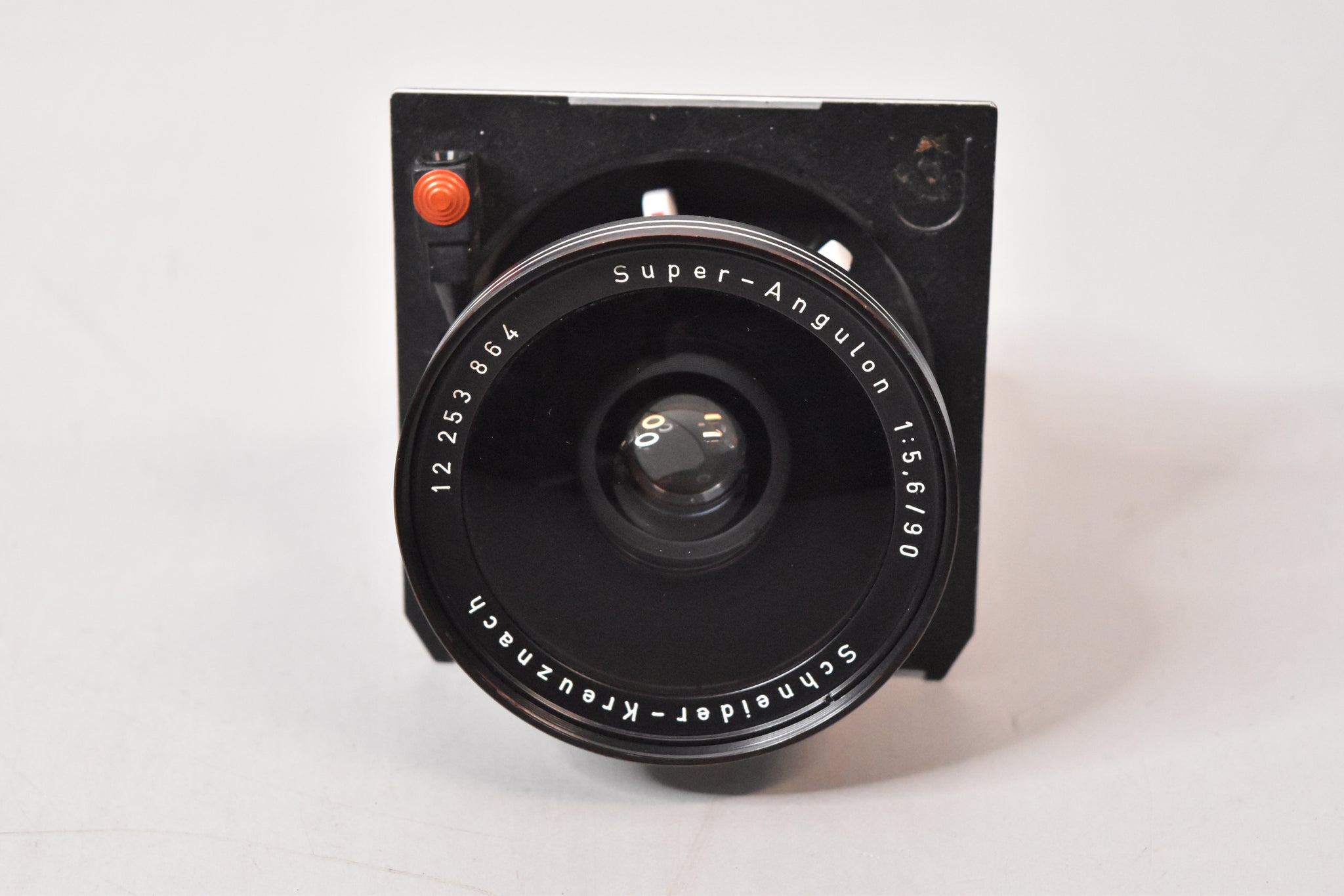 Schneider-Kreuznach Super-Angulon 90mm f/5.6 – Phototek Canada