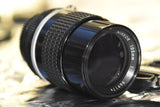Nikon - Nikkor 105mm F 2.5 AIS lens
