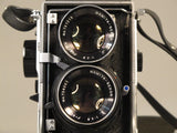 Mamiya C220 Professional with 80/2.8 Medium Format TLR Camera Bundle