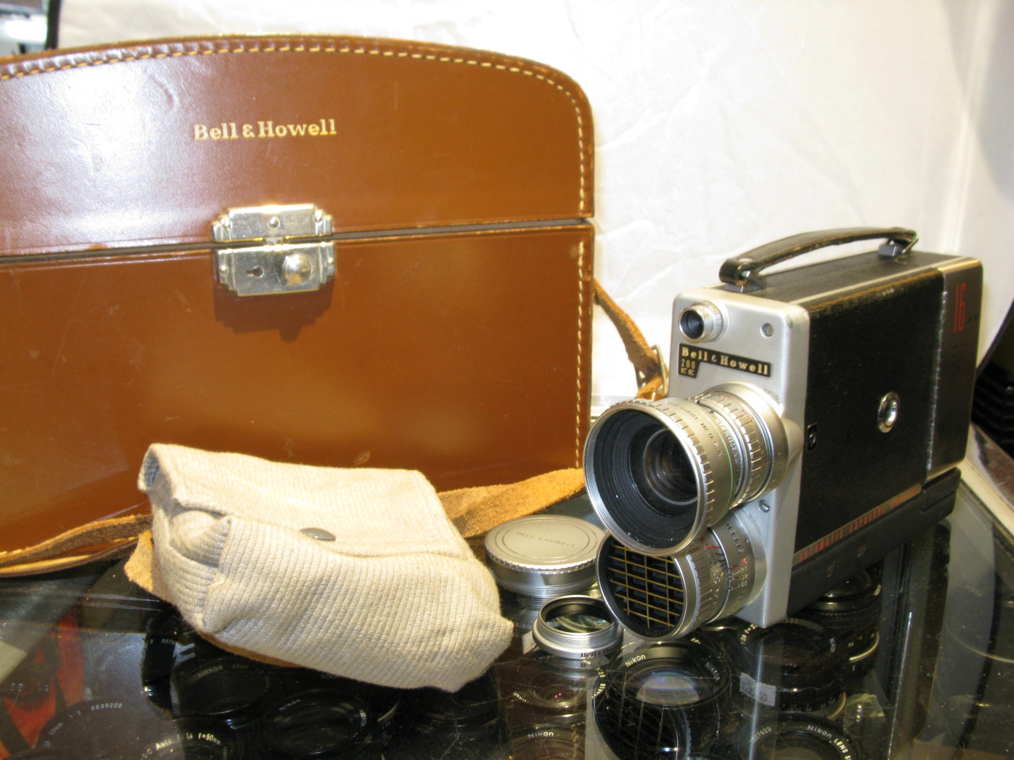 Bell & Howell 70-DR + 4 LENTI Caméra de cinéma - Catawiki Bell & Howell 70-DR + 4 LENTI Caméra de cinéma - Catawiki