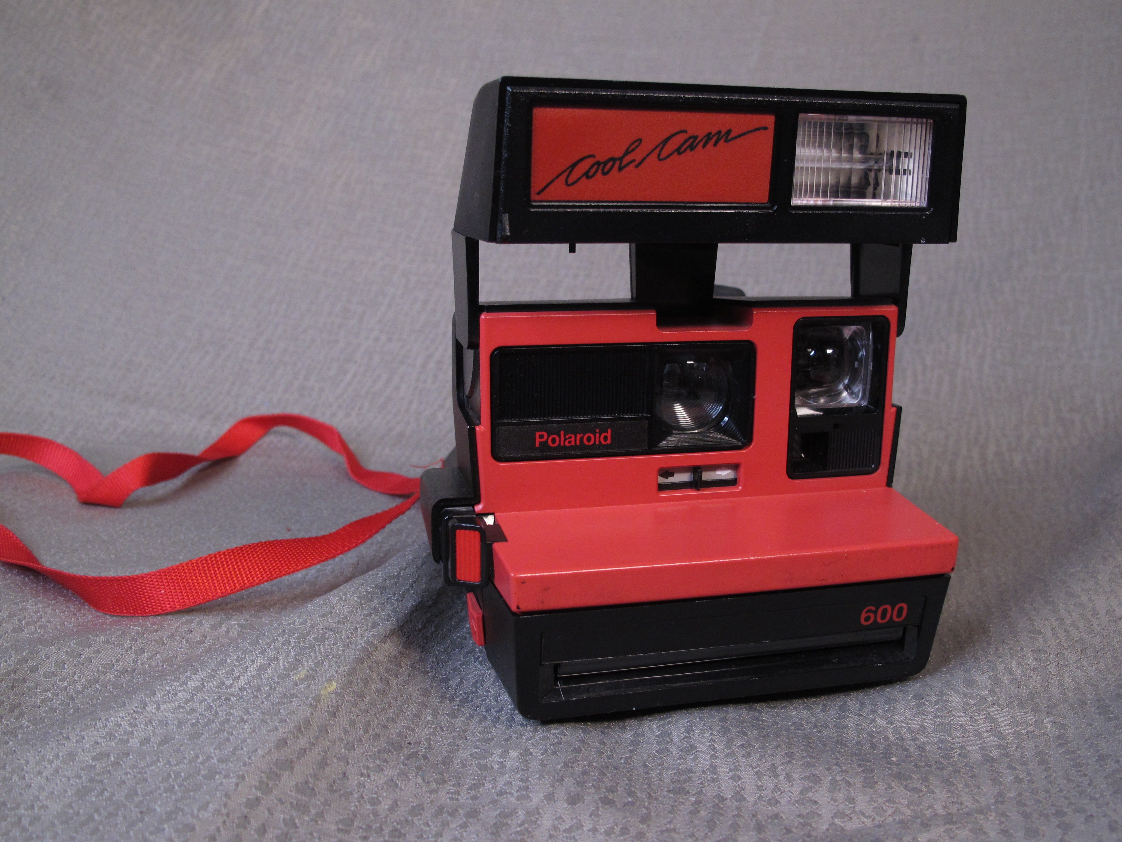 Polaroid Cool Cam インスタントカメラ ポラロイドクールカム636