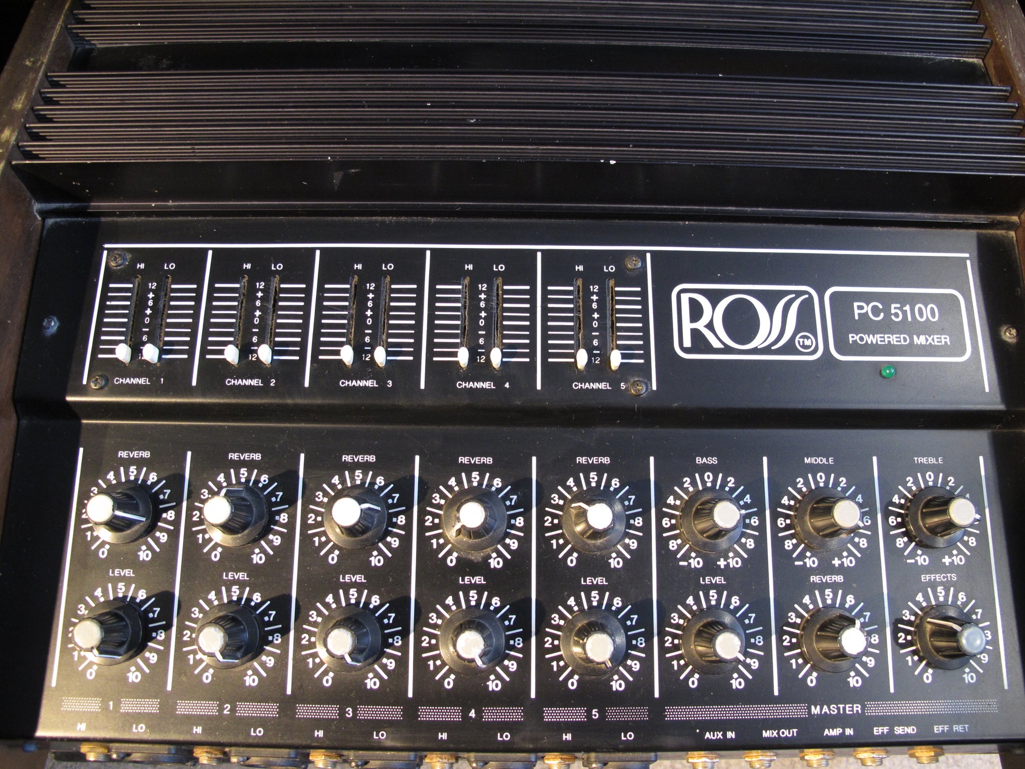 Ross Rave Audio Mixer ROSS PC5100 Power mixer and speakers – Phototek Canada