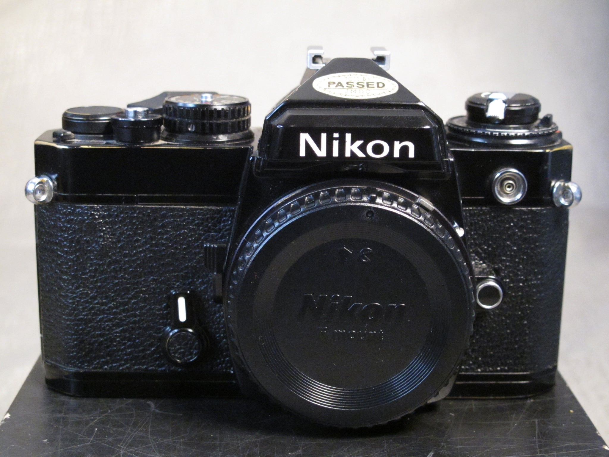 Boîtier d'appareil photo argentique 35 mm reflex Nikon F5 final S/N Boîtier d'appareil photo argentique 35 mm reflex Nikon F5 final S/N