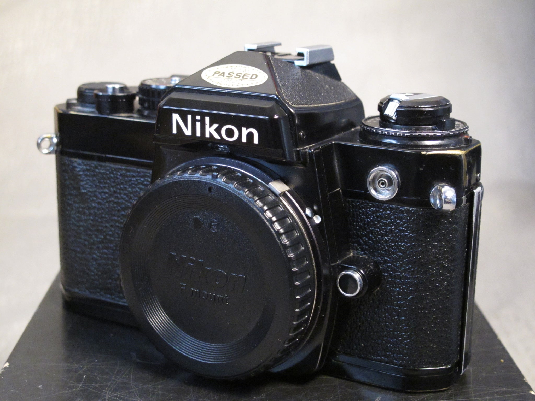 Black Nikon FE 35mm Camera Body – Phototek Canada