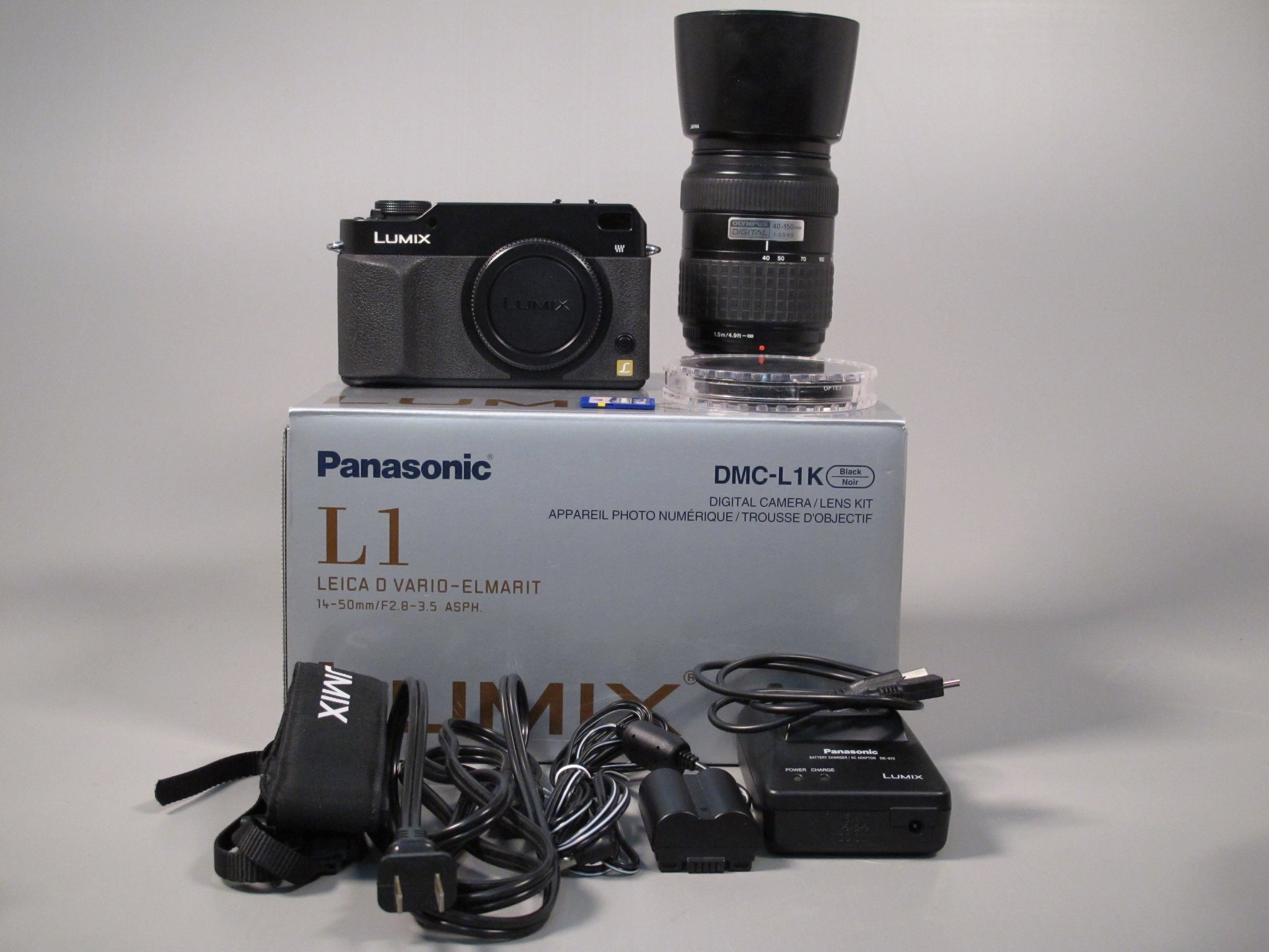 Nikon 1 J1 Appareil photo numérique sans miroir 10.1 MP 3x zoom optique objectifs 1 NIKKOR VR 10-30 mm et 30-110 mm rose - Appareil Photo Nikon 1 J1 Appareil photo numérique sans miroir 10.1 MP 3x zoom optique objectifs 1 NIKKOR VR 10-30 mm et 30-110 mm rose - Appareil Photo