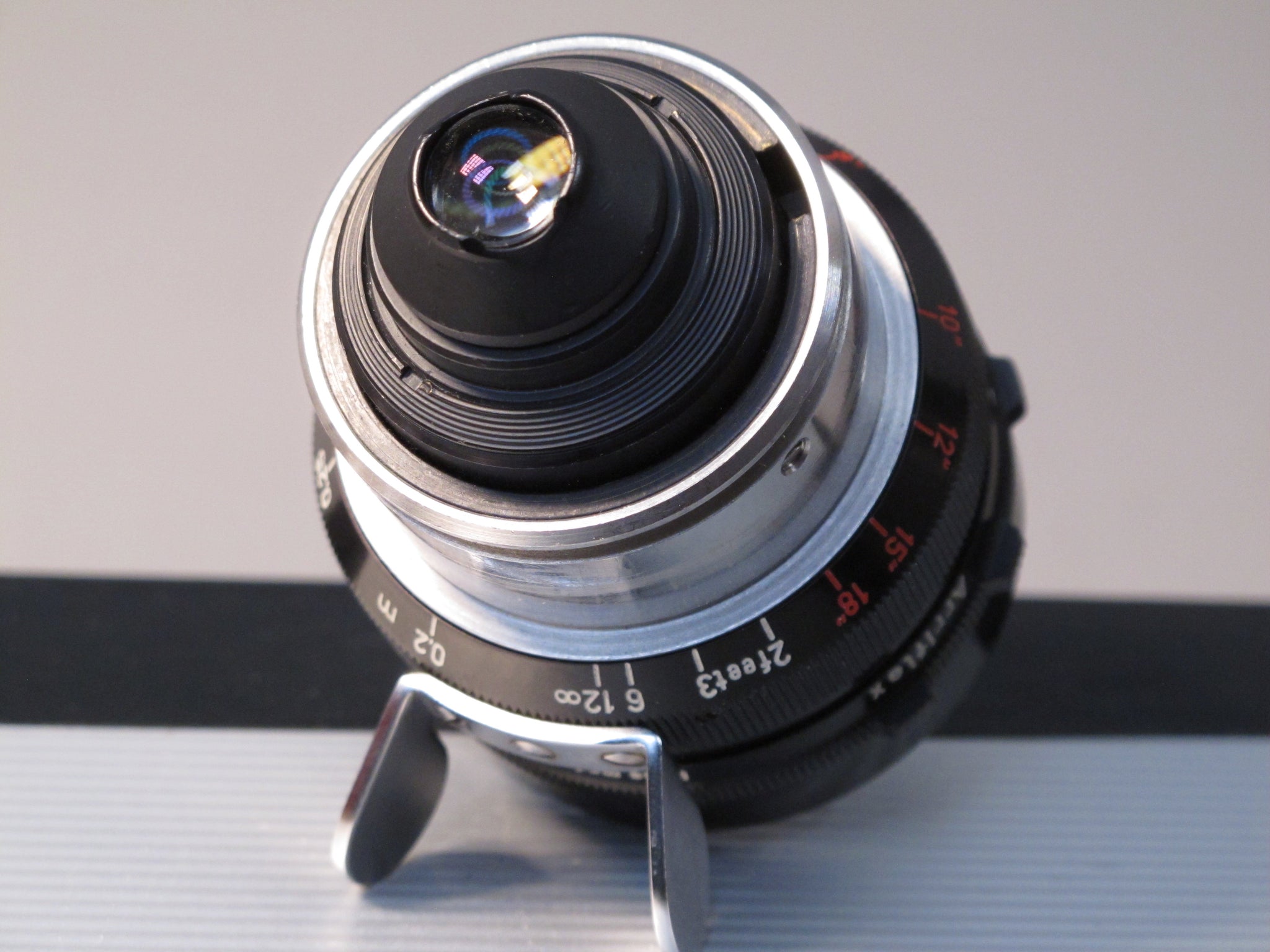 Zeiss Distagon 8mm f2 T* Cine Lens - Arri Standard Mount