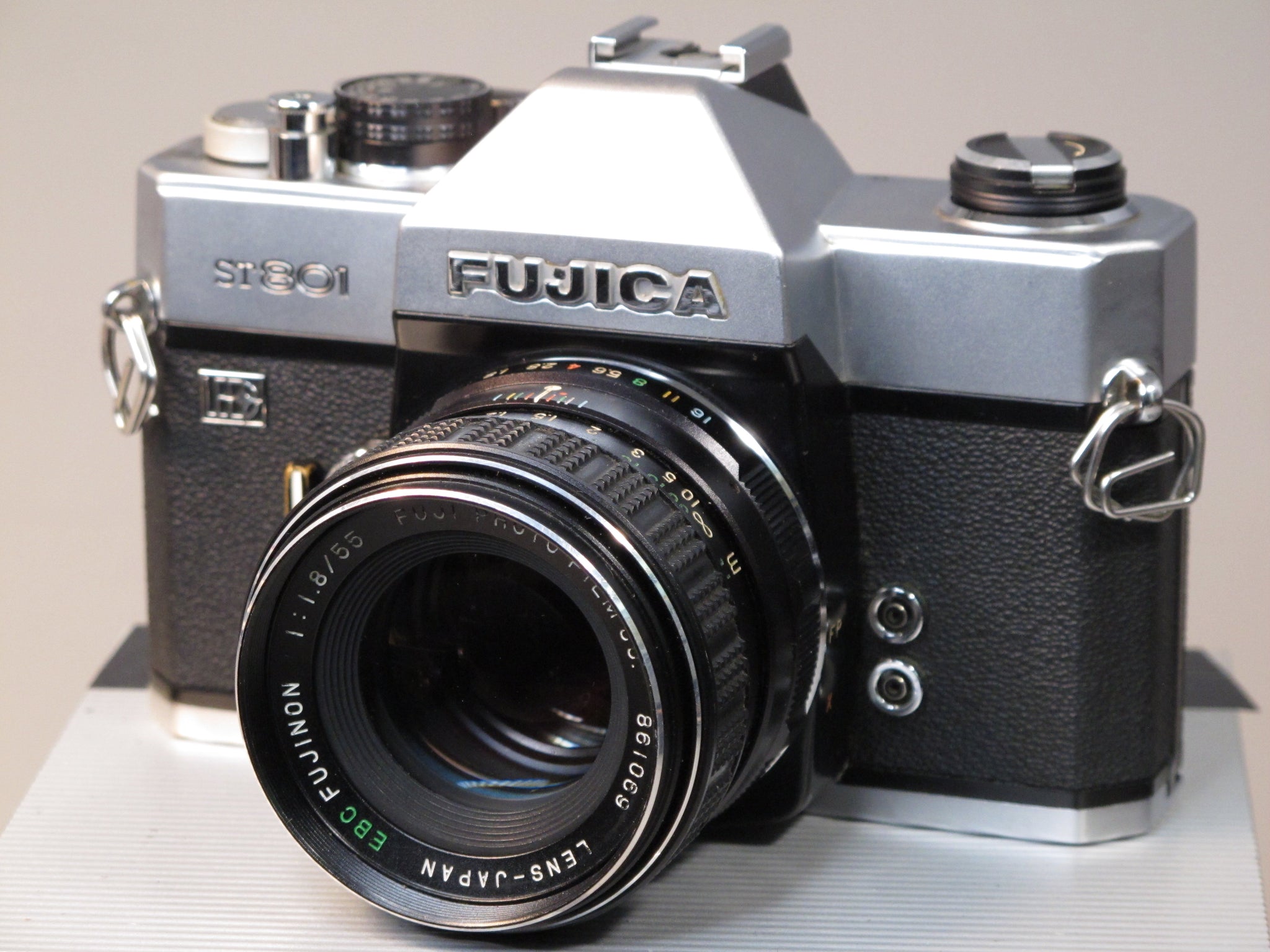 FUJICA ST801 35mm SLR camera with 55mm and 135mm lenses – Phototek