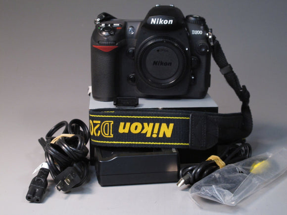 Nikon D200 DSLR Camera Body