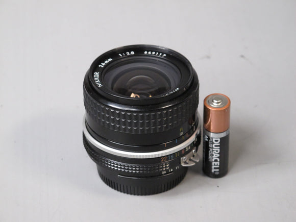 Nikon Nikkor f2.8 24mm Lens
