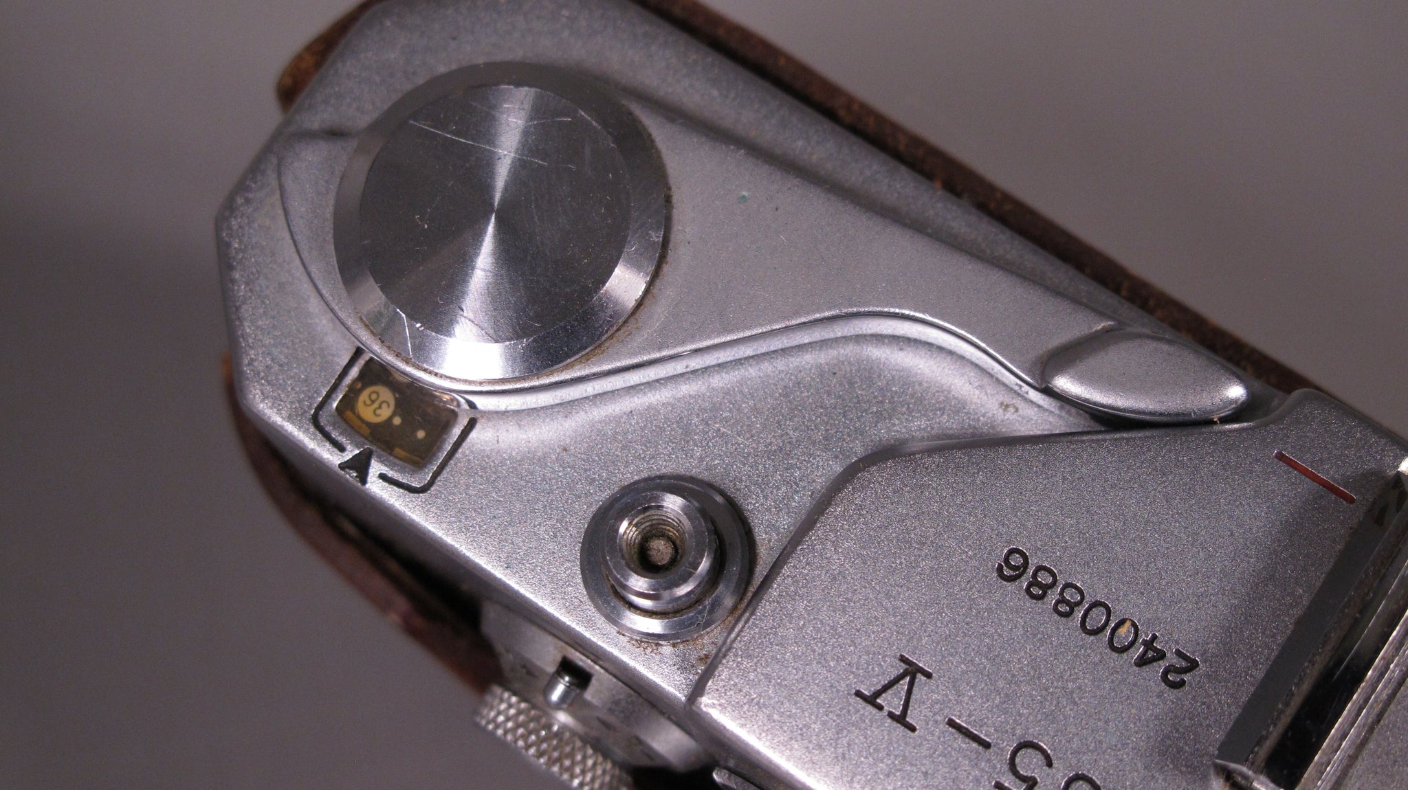 Aires 35-V Rangefinder with 4.5cm f1.9 Lens – Phototek Canada