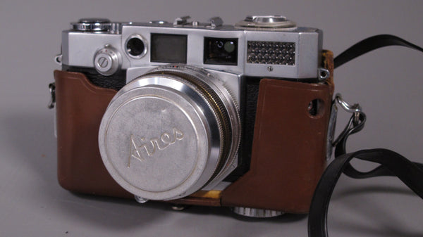 Aires 35-V Rangefinder with 4.5cm f1.9 Lens – Phototek Canada
