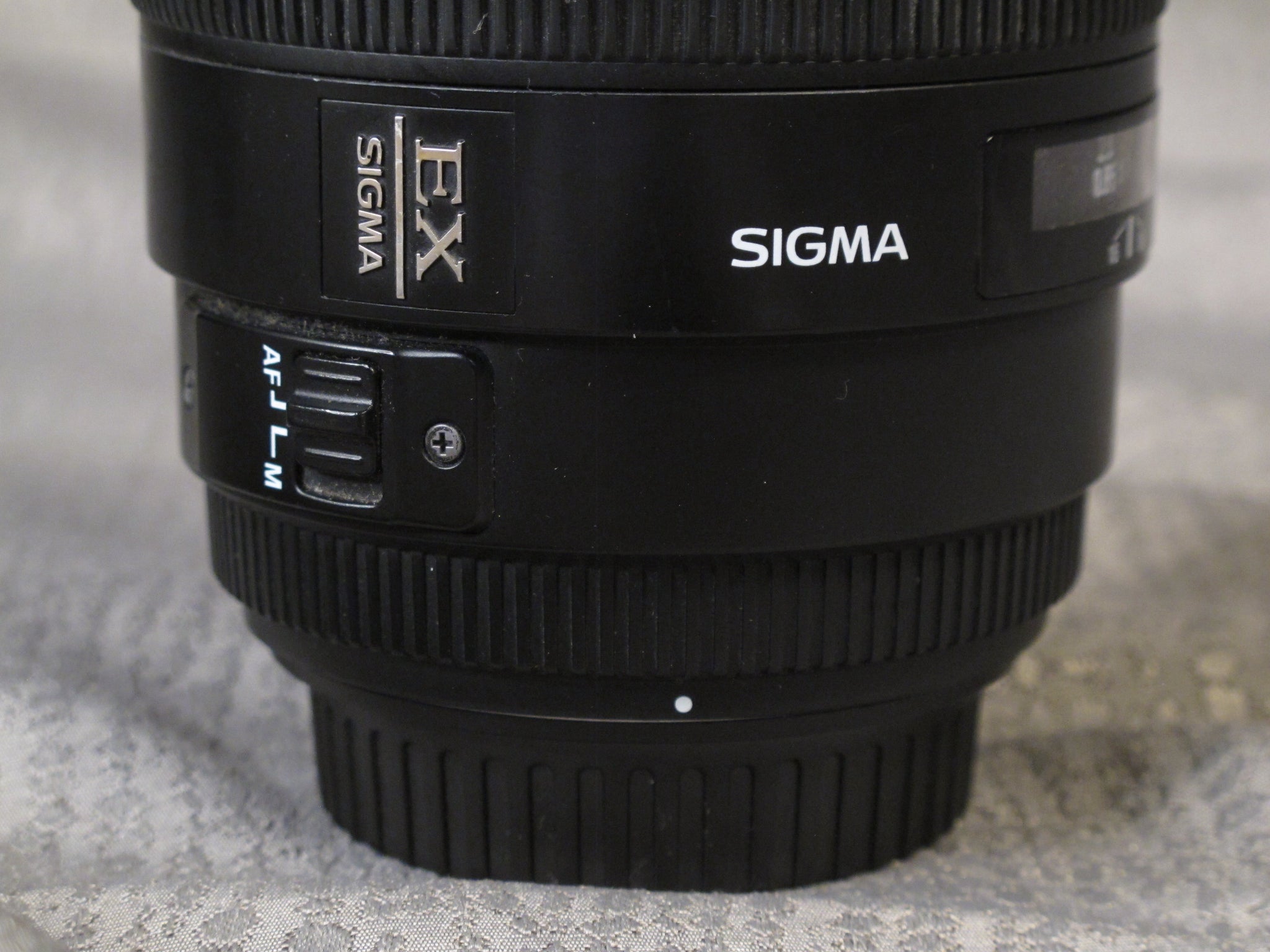 Sigma 85mm f1.4 DG HSM Lens - Canon EF Mount – Phototek Canada