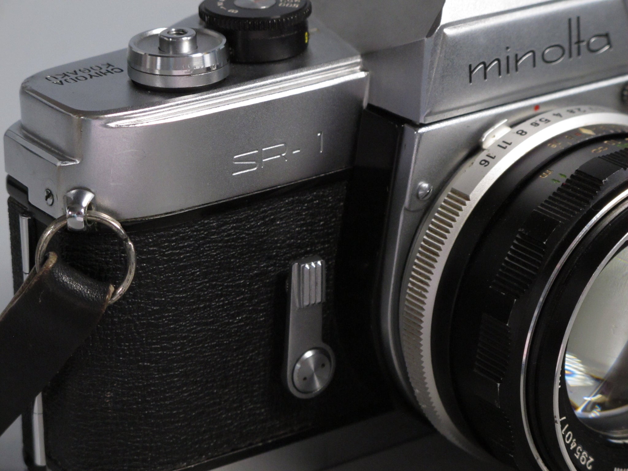 Minolta SR mm Camera with MC ROKKOR mm f1.7 Lens – Phototek