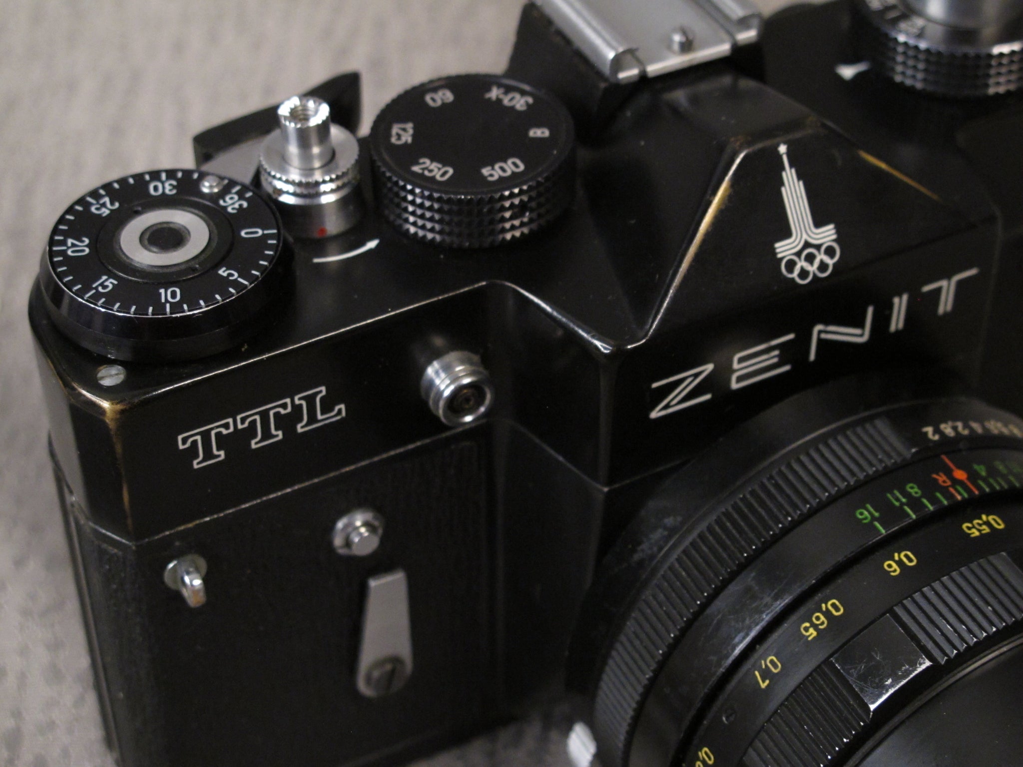 ZENIT TTL 35mm Camera with Helios 44M 58mm f2 Lens (Olympic