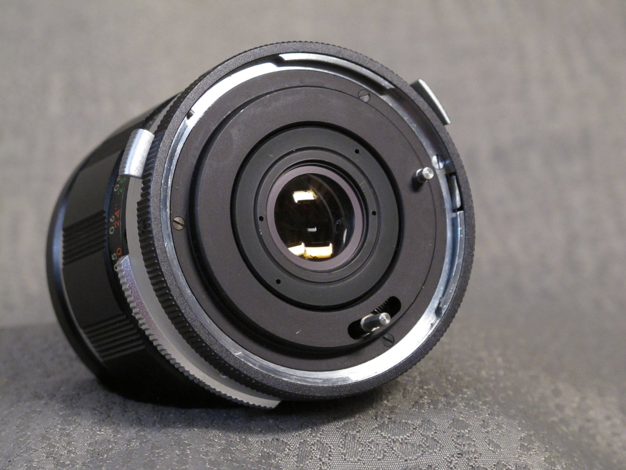 Auto MIRANDA 28mm f2.8 Lens in Miranda mount – Phototek Canada