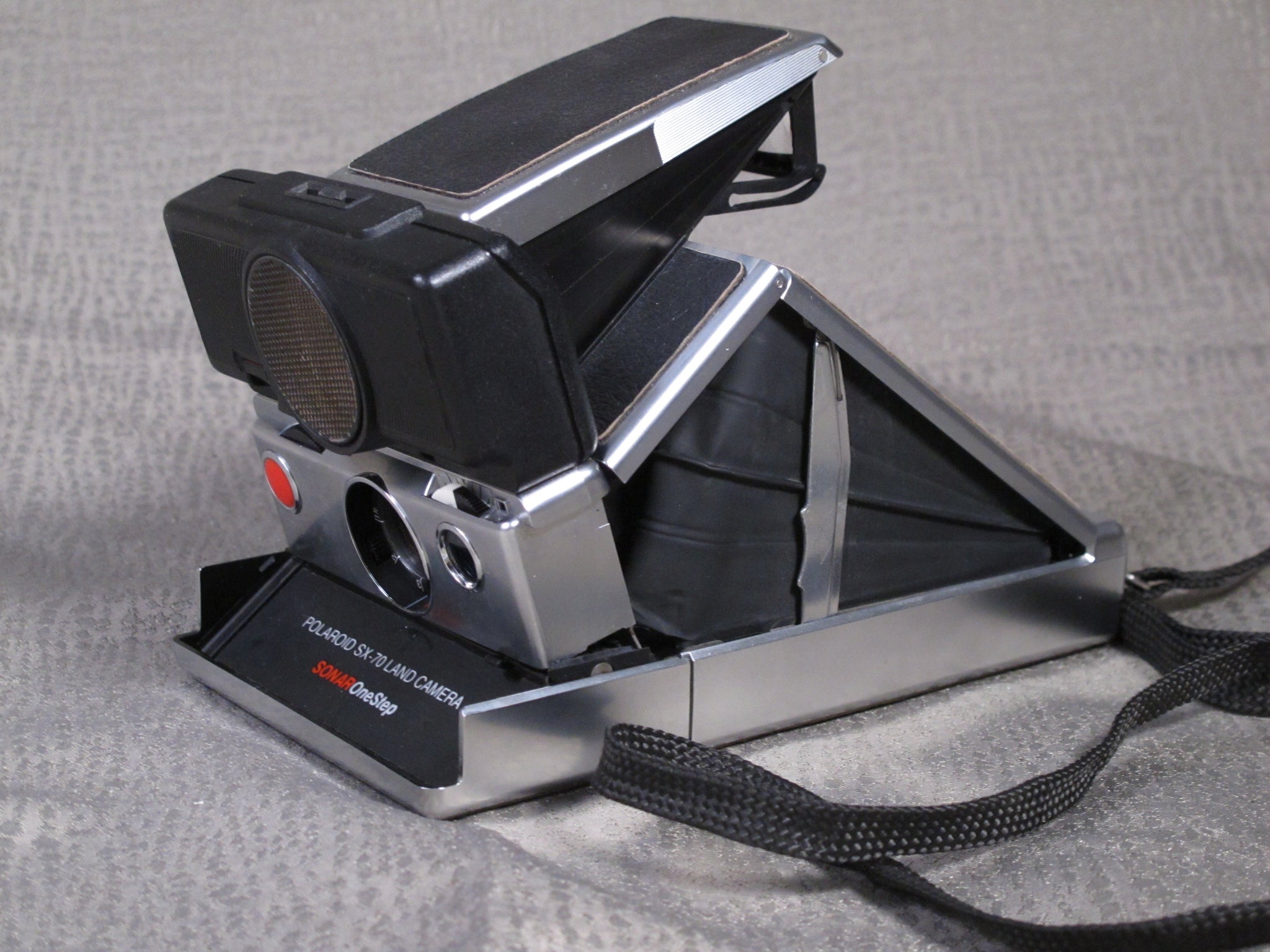 POLAROID SX-70 Land Camera SONAR OneStep Folding Camera – Phototek