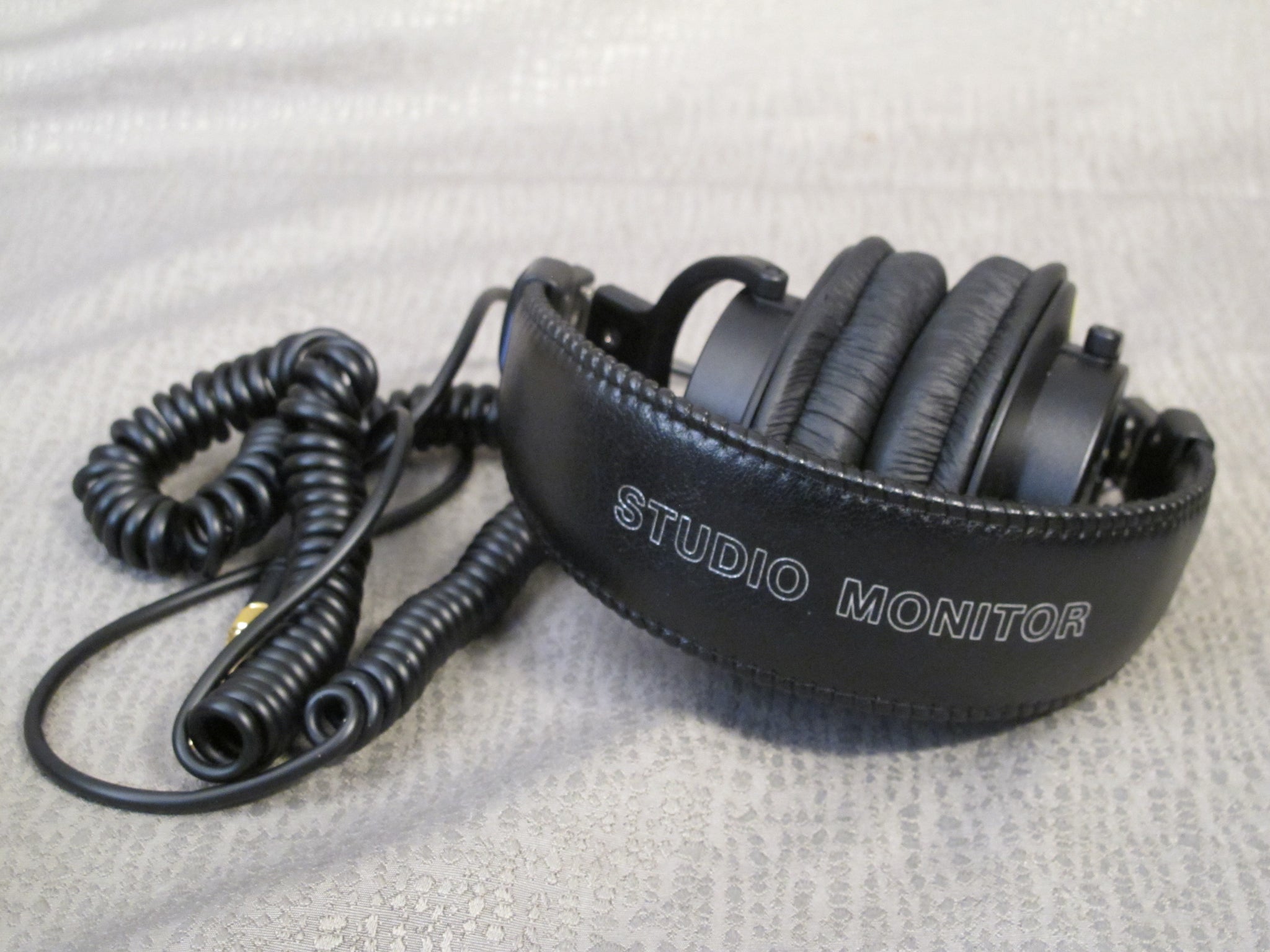 SONY DYNAMIC STEREO Headphones MDR-7506 Professional – Phototek Canada