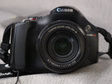 Canon SX40 HS 35XOPTICAL ZOOM HD VIDEO 1:2.7-5.8 USM Battery charger included MINT CONDITION